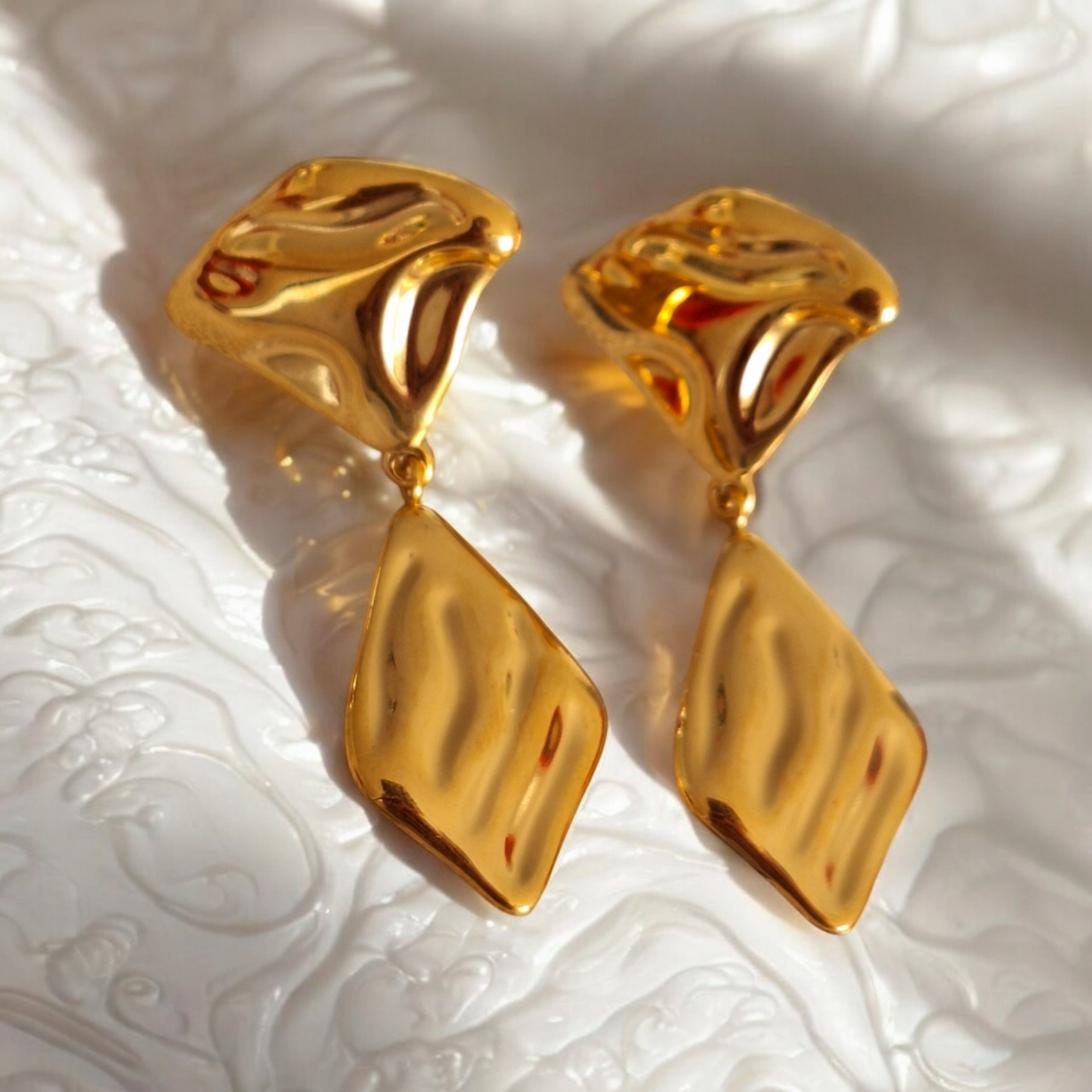 Aretes Alegría Color Oro