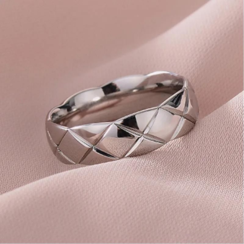 Anillo Gabriela Moderno Estilo Lingge