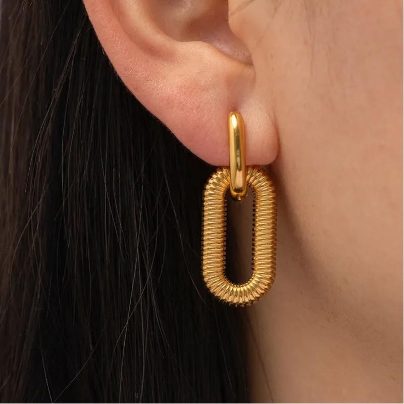 Aretes Heba Color Oro