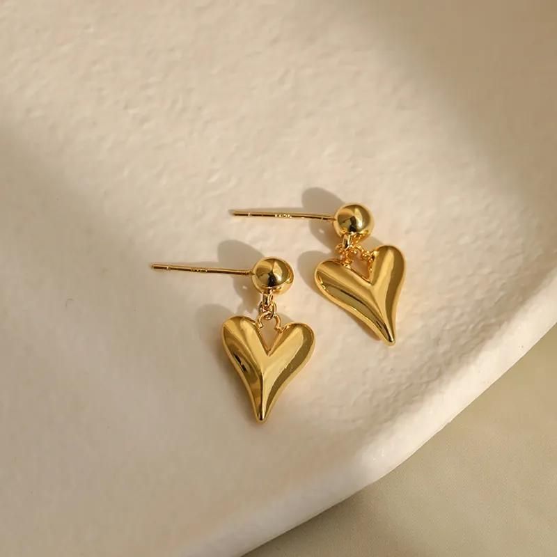 Aretes Valeria Color Oro