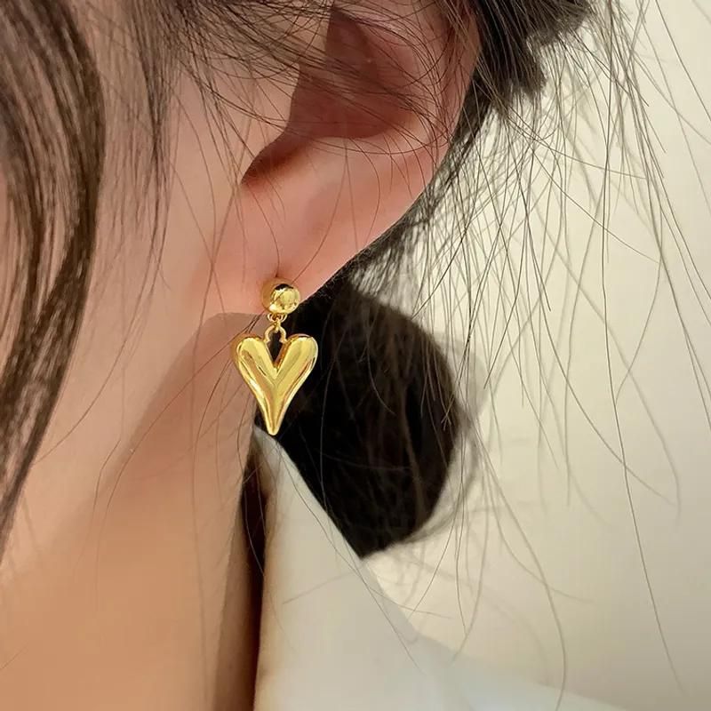 Aretes Valeria Color Oro
