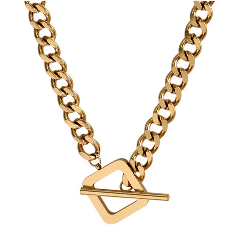 Collar Bella Color Oro
