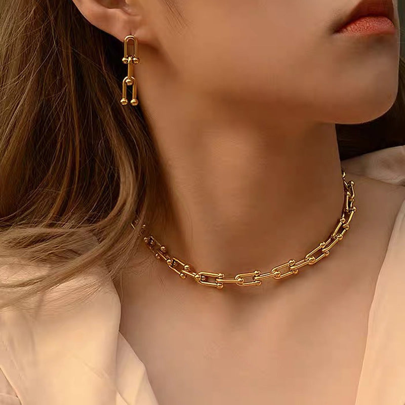 Collar Ada Forma U En Cadena