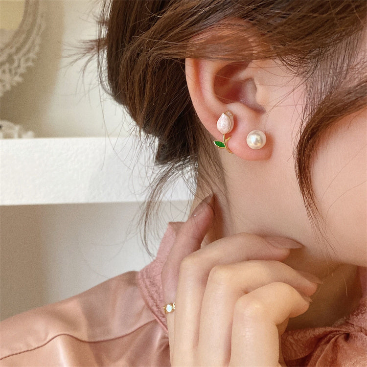 Aretes Demetria Color Oro