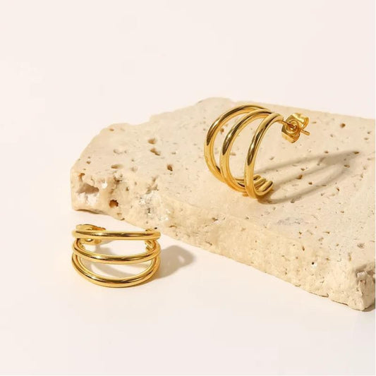 Aretes Raquel Color Oro